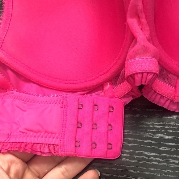 Kensie Bright Pink Sequin and Ruffle Bra Size 34C - Picture 15 of 15